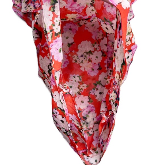 Cabi Red Floral Cold Shoulder Ruffle Sleeve V Neck Blouse Women's Size M - Picture 7 of 16
